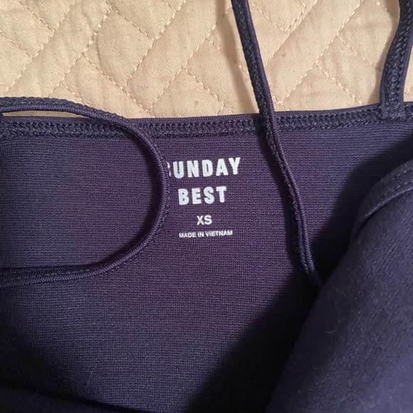 Sunday Best Navy Tank - Picture 2 of 3